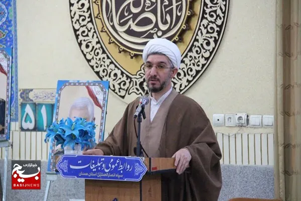 انسان باید همواره رشد معنوی خود را اندازه بگیرید