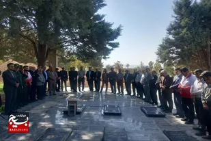 تجدید میثاق مسئولین شهرستان ملایر با شهدا به مناسبت هفته دولت