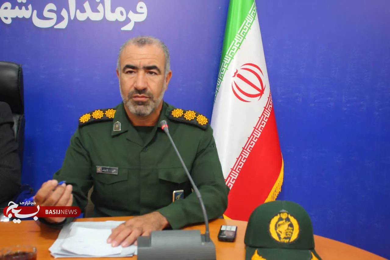 فرمانده سپاه کوهدشت با اعلام برگزاری ۸۰ برنامه در هفته دفاع مقدس در شهرستان گفت: بازسازی عملیات نصر ۴ فرصتی ارزشمند برای آشنایی نسل جوان و نوجوان با فرهنگ دفاع مقدس، ایثار و شهادت است.