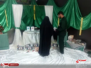 گزارش تصویری از بازدید از نمایشگاه اسوه حوزه ۲۱۸ بسیج خواهران سپاه ناحیه امام سجاد(ع)