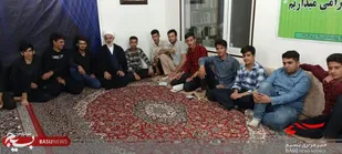 با حضور جوانان در دفتر امام جمعه وردنجان