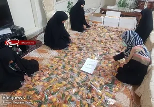 خدمت رسانی بسیجیان ناحیه شهید بهشتی به مدافعان امنیت در سطح شهر