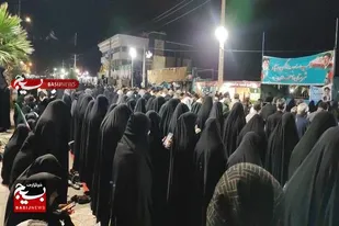 آسمان زاهدان عطر دعا گرفت ؛ نماز استغاثه به امام زمان(عج) در دل حماسه مردم