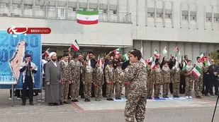 زنجیره انسانی دانش آموزان و کادر درمان تبریز در حمایت از مظلومان غزه