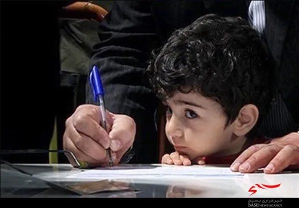 گرفتن هرگونه وجه در مدارس دولتی غیرقانونی است