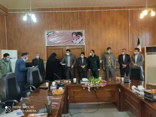 تجلیل از فرهنگیان شهرستان تاکستان در قالب پویش لبخند رضایت