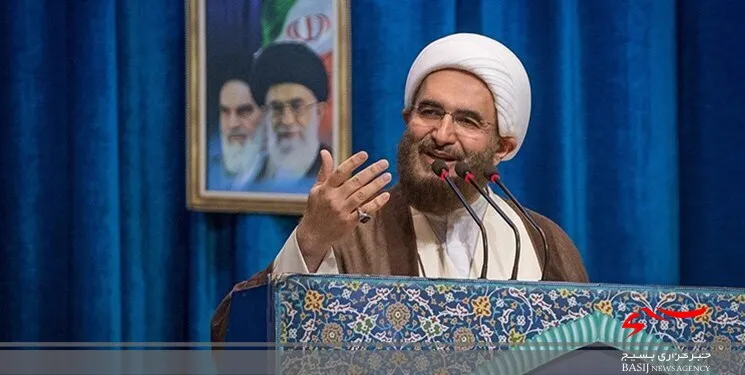 آمریکا به توافق با ایران نیاز دارد پس با شرایط ما کنار بیاید