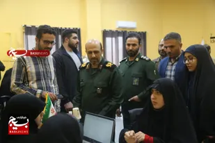 بازدید سردار حیدرنیا از سومین رویداد تولید محتوای دیجیتال بسیج در ناحیه مقاومت امام حسین (ع) به روایت تصویر