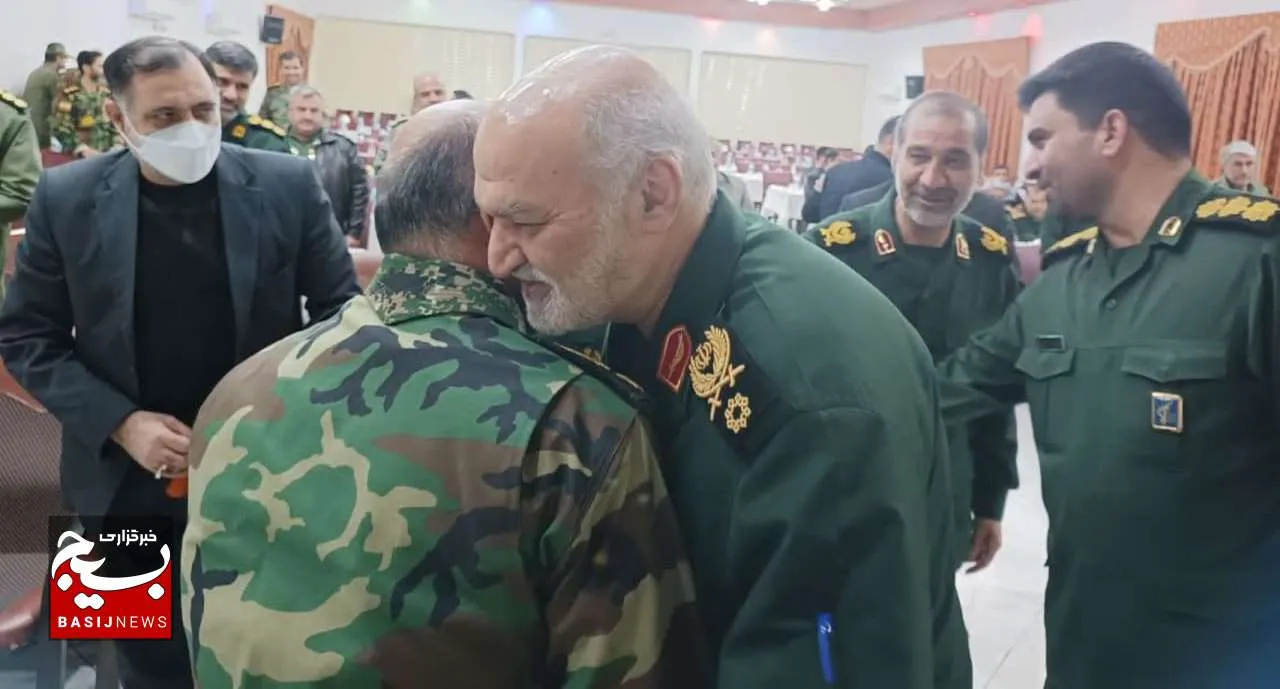همایش وحدت سپاه و ارتش در خراسان رضوی/شعار ارتشی، سپاهی یک لشکر الهی در تاریخ ماندگار شد + (فیلم و عکس)