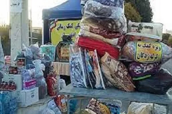 کمک اهالی روستای اندریان به زلزله زدگان خوی
