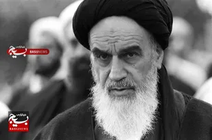 &nbsp;بلوغ سیاسی و عقلانیت&nbsp; با امامین انقلاب شکل گرفت