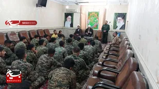 دیدار صمیمی بسیجیان گردان حیدر کرار (ع) با امام جمعه شهرستان لالی