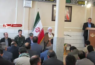 دیدار کارگران با نماینده ولی فقیه در استان مرکزی