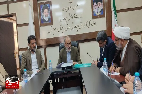 تبیین و آگاهی بخشی دانش آموزان از دستاوردهای نظام در شرایط کنونی یک ضرورت است