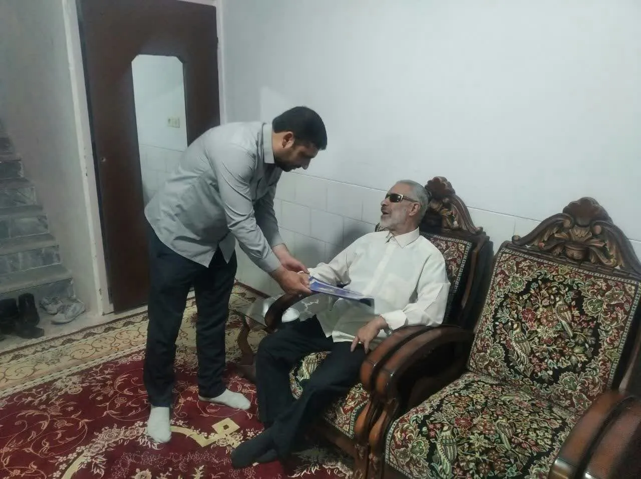 دیدار با جانباز نابینا  توسط معاونت فرهنگسازی بسیج دانشجویی کرمان