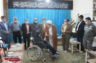 دیدار جمعی از مسئولان و قهرمانان ورزش جانبازان و معلولان با امام جمعه دامغان