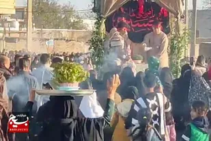 استقبال از شهید گمنام دفاع مقدس در روستای توانه بخش&zwnj; زرین دشت نهاوند