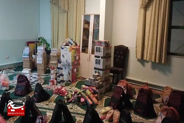 توزیع بسته‌های نوشت‌افزار در مدارس شهرستان درگزین