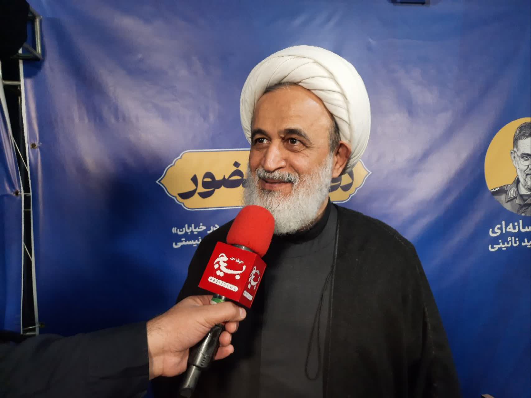برای کاهش سوءتفاهمها باید در ادبیات دینی بازنگری کنیم برای کاهش سوءتفاهمها باید در ادبیات دینی بازنگری کنیم