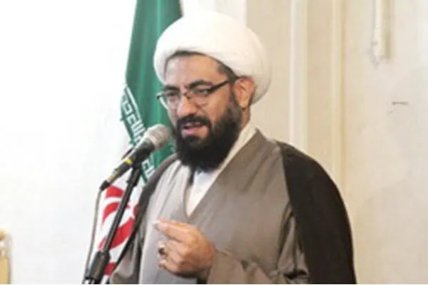 هر مسئولی در هر جایگاهی باید در کنار مردم باشد