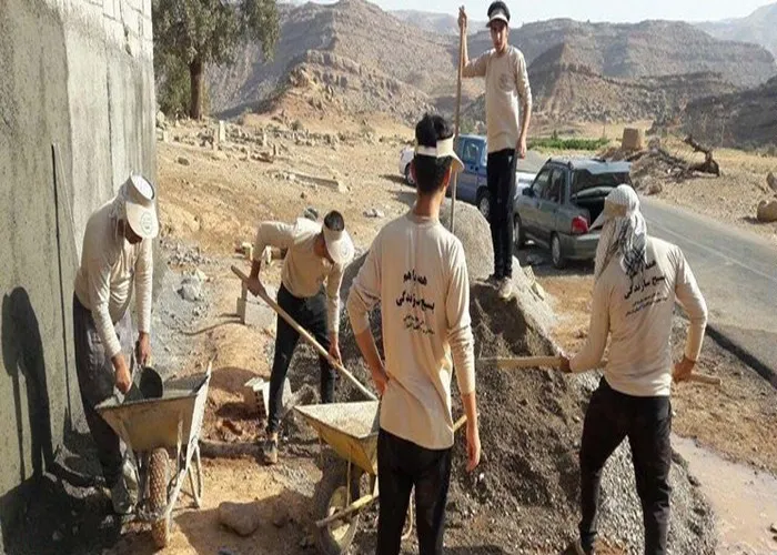 محرومیت زدایی شعار راهبردی سپاه و از تاکیدات مقام معظم رهبری است