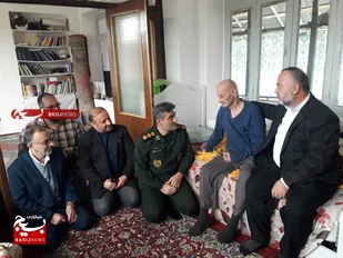 دیدار با خانواده شهیدان در لنگرود