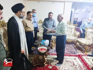 برنامه دیدار با خانواده شهید دفاع مقدس در اهواز