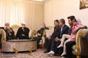 دیدار مسئولان سپاه انصارالحسین(ع) همدان با خانواده شهید &laquo;شیخ&zwnj;علیان&raquo;