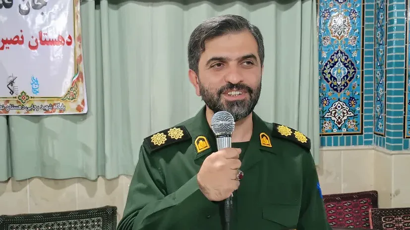 هر بسیجی آگاه، توطئه دشمن را خنثی می‌کند