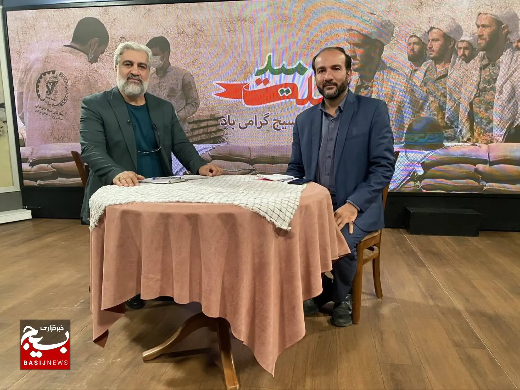 پخش زنده گفتگوی دکتر مهدی امانت بهبهانی از هادیان سیاسی بسیج خرمشهر در صداوسیمای مرکز آبادان