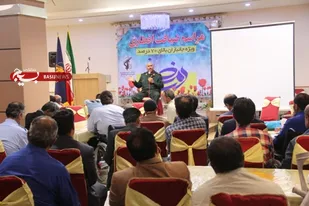 جانبازان ذخایر و گنجینه های انقلاب هستند