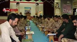برگزاری محفل انس با قرآن و ضیافت سربازان در تیپ44