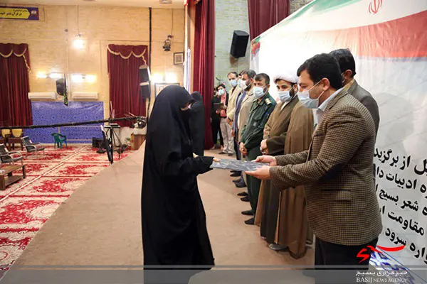 اختتامیه جشنواره هنری فجر در بوشهر برگزار شد/ داوری بیش از ۳۵۰ اثر در جشنواره هنری فجر