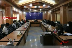 دیدار نمایندگان دانش آموزان شاخص با فرماندار ساوه