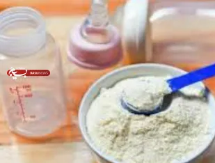 اهدای قوطی شیر خشک به نوزاد خانواده های نیازمند