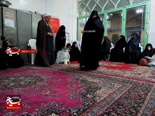 تجلیل امام&zwnj;جمعه شهرستان جعفرآباد از مربیان حلقه&zwnj;های قرآنی پایگاه حضرت زهرا(س)