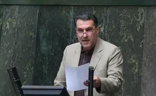 دفاع از دانشجویانی که در ماجرای بورسیه&zwnj;ها به آنها ظلم شد وظیفه قوه قضائیه است