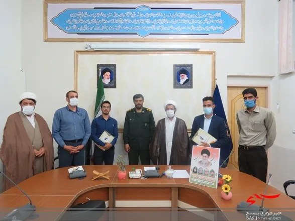 خبرنگاران در آرامش فضای روانی جامعه نقش کلیدی دارند