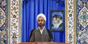 ایران دارای سه رکن و برترین انقلاب دنیا است