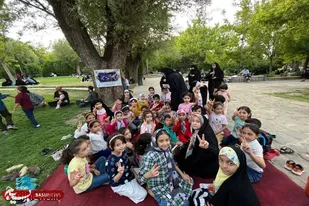 برگزاری غرفه کودک به مناسبت دهه ولایت و امامت در بوستان مردم همدان