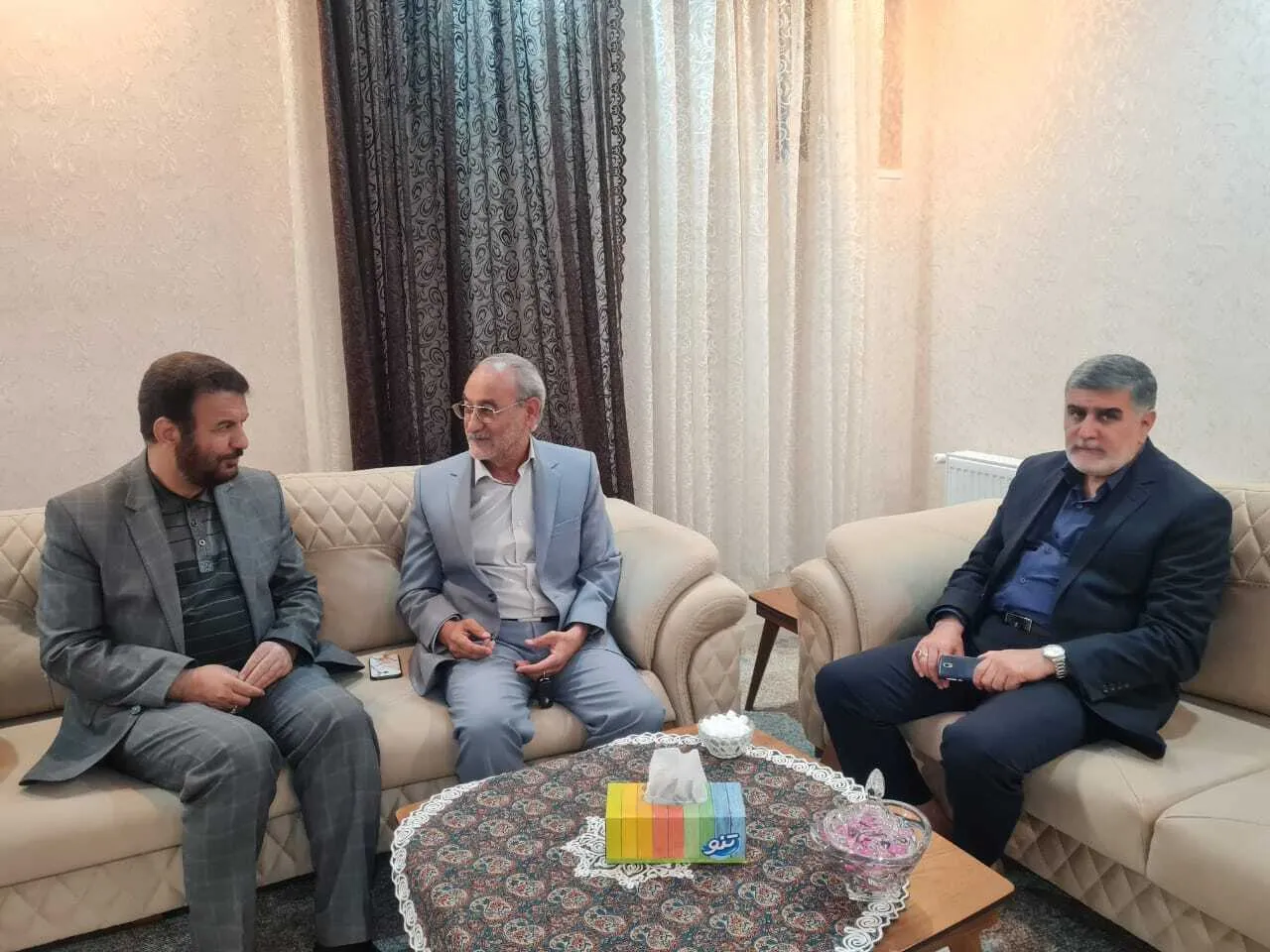 جلسه هماهنگی ارائه خدمات به زوار اربعین حسینی برگزار شد/ برنامه ریزی صحیح و فراهم کردن امکانات برای خدمت رسان زوار