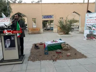 یادواره شهدا و خاطره گویی گرامیداشت هفته دفاع مقدس