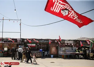 زائران اربعین با مشاهده هرگونه علائم بیماری به مراکز درمانی در طول مسیر مراجعه کنند