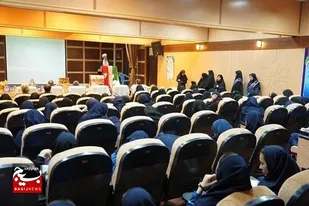 برگزاری یادواره شهدا دانش اموز در دبیرستان شاهد آمنه بجنورد