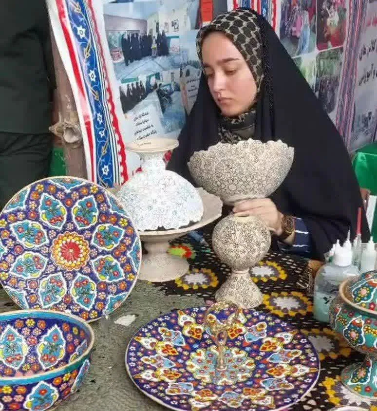 گفتگو با هنرمند باغملکی