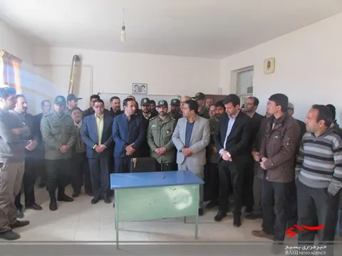 افتتاحیه مدرسه باز سازی شده در روستای موچان شهرستان شازند