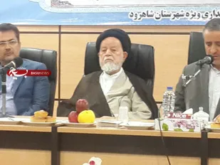 لزوم تقویت وحدت بین مردم و مسؤولان استان سمنان