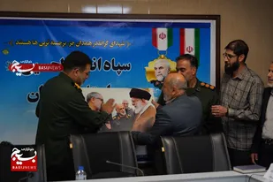 دیدار جمعی از راویان دفاع مقدس با سردار زارع کمالی