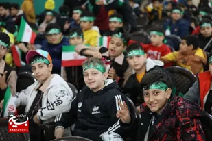 همایش فرزندان مقاومت با حضور پرشور بیش از هزار و دویست نفر از دانش آموزان استان قم برگزار شد