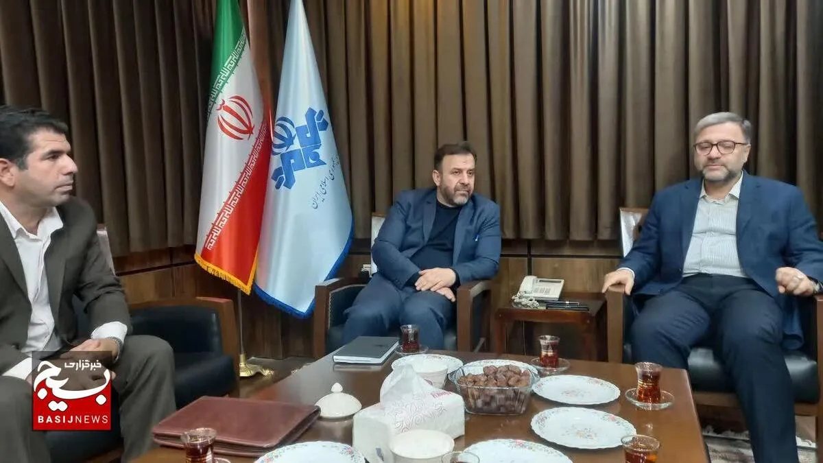 ۲۵۰۰ هنرمند لرستانی در سنگر بسیج هنر، آماده جهاد فرهنگی